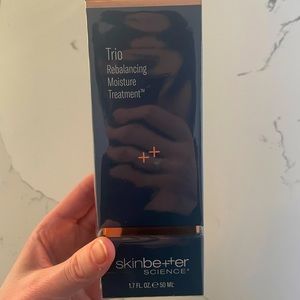 SKINBETTER SCIENCE TRIO REBALANCING MOISTURE TREATMENT